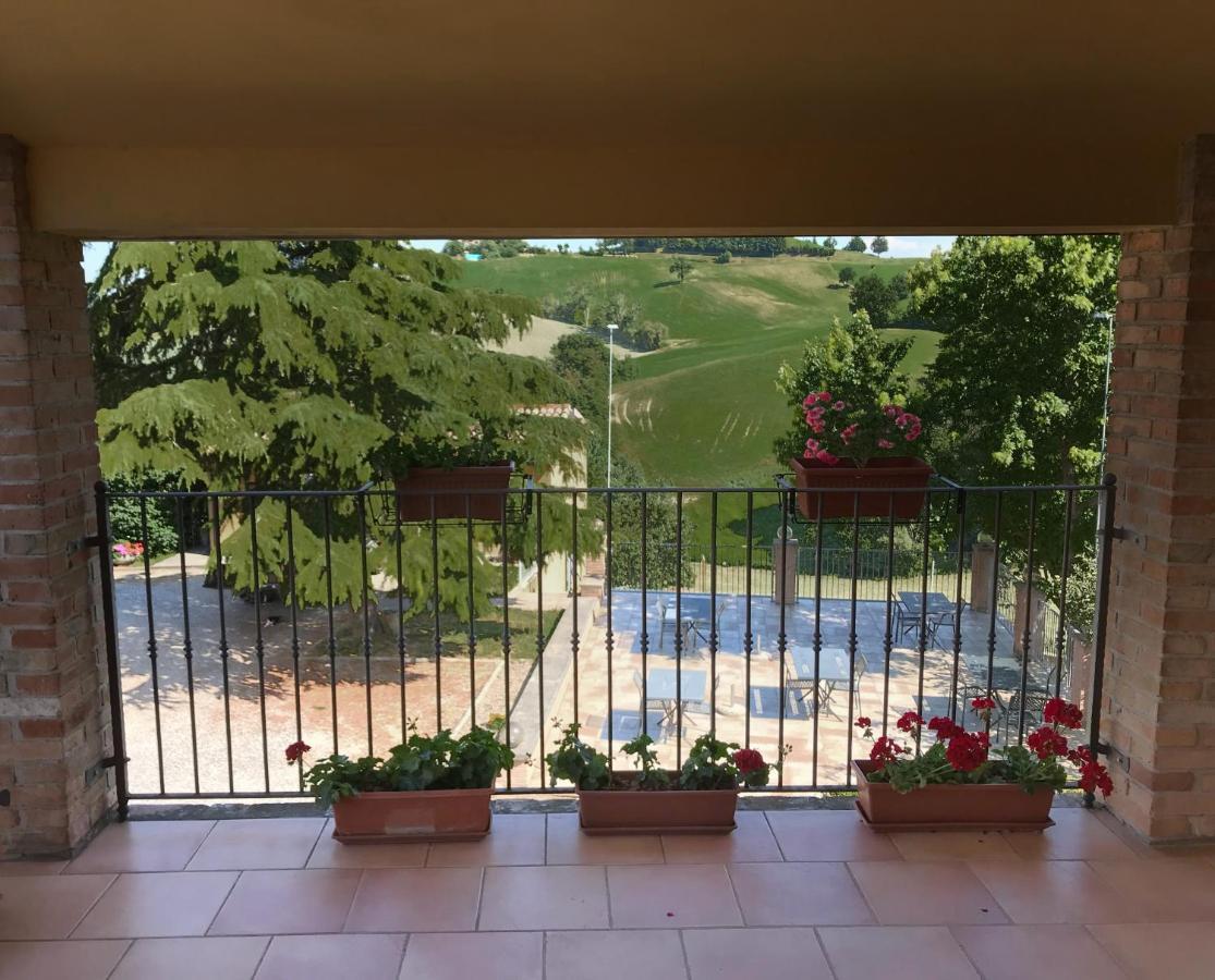 Agriturismo Il Colore Del Grano San Vittore  Exterior photo